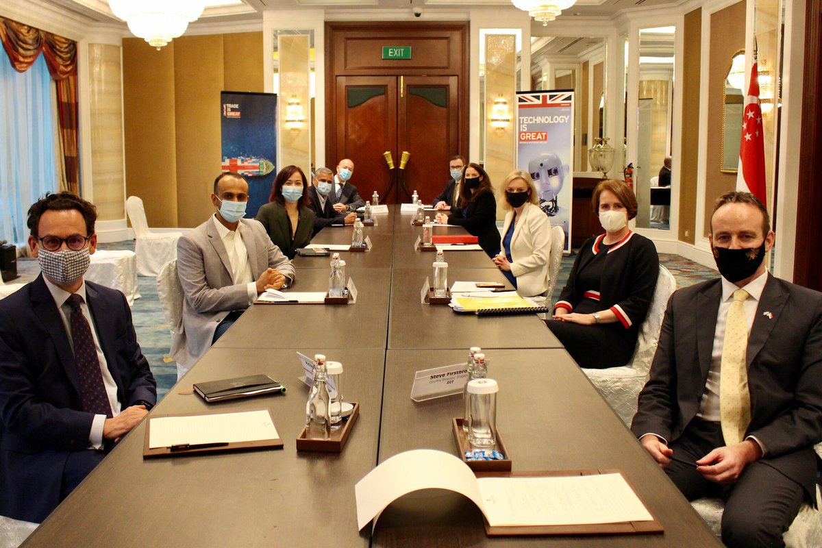 The digital economy is key to future prosperity of  and , as Minister S Iswaran and  @trussliz strive for a Digital Economy Agreement. From businesses based in for SE Asia,  @trussliz heard how UK’s membership of  #CPTPP and a Digital Economy Agreement may drive growth 4/6