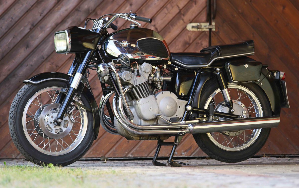 MotorradFuchs's tweet image. #Motorrad#Fuchs#Osnabrück#presents#Classic#Bike#oldtimer#MV AGUSTA#600#750#Four#MV4C6# Esso#
motorrad-fuchs.com/en/single,1298…