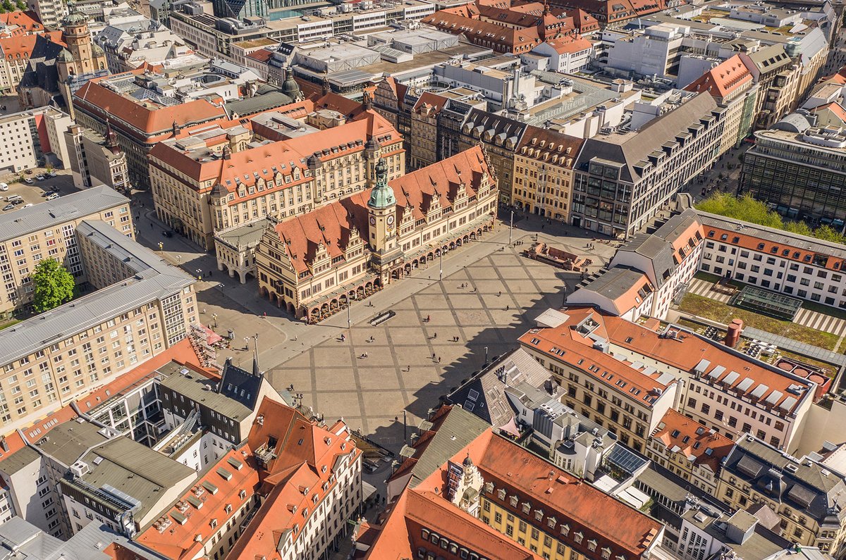 we_are_bloxxter's tweet photo. Twitter Happy Friday! Als Lektüre zum Wochenende empfehlen wir dir unseren Blogster-Beitrag zum Immobilienmarkt #Leipzig. Viel Spaß!
https://t.co/BaDQRERTn8
#Blogster #Immobilie #Markt #Report #HappyFriday #GetYourFairShare https://t.co/bgP44gMtNy