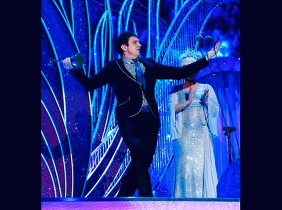 As she awarded me the NTA, she whispered in my ear; “Don’t tell our girl (Enders) but I so wanted you to win!”
Such an affable and fun person to be around. True star of our industry!
Oh and Dame Windsor, I’m awfully sorry for ever so eleboratly shielding your face!🤦🏻‍♂️RIP Babs  😘