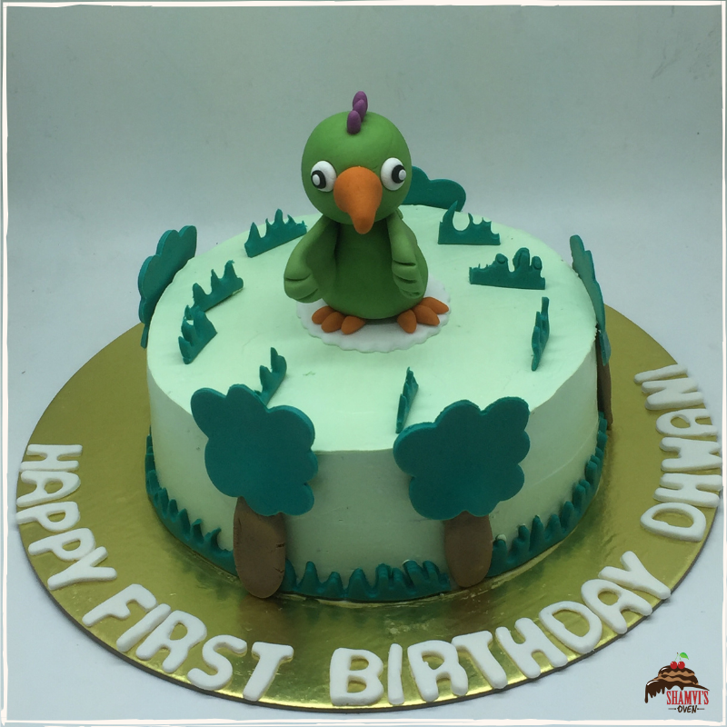 SShamvi's tweet photo. Make your child's birthday special with theme cakes. This one is a Pineapple flavored cake from #shamvisoven.

To get your customized cake simply call or Whatsapp on 8377807866. 📞📞

#freshhomemade #nopremix #handcrafted #happinessinhomemade #ordernow https://t.co/3y8NjuRUMf