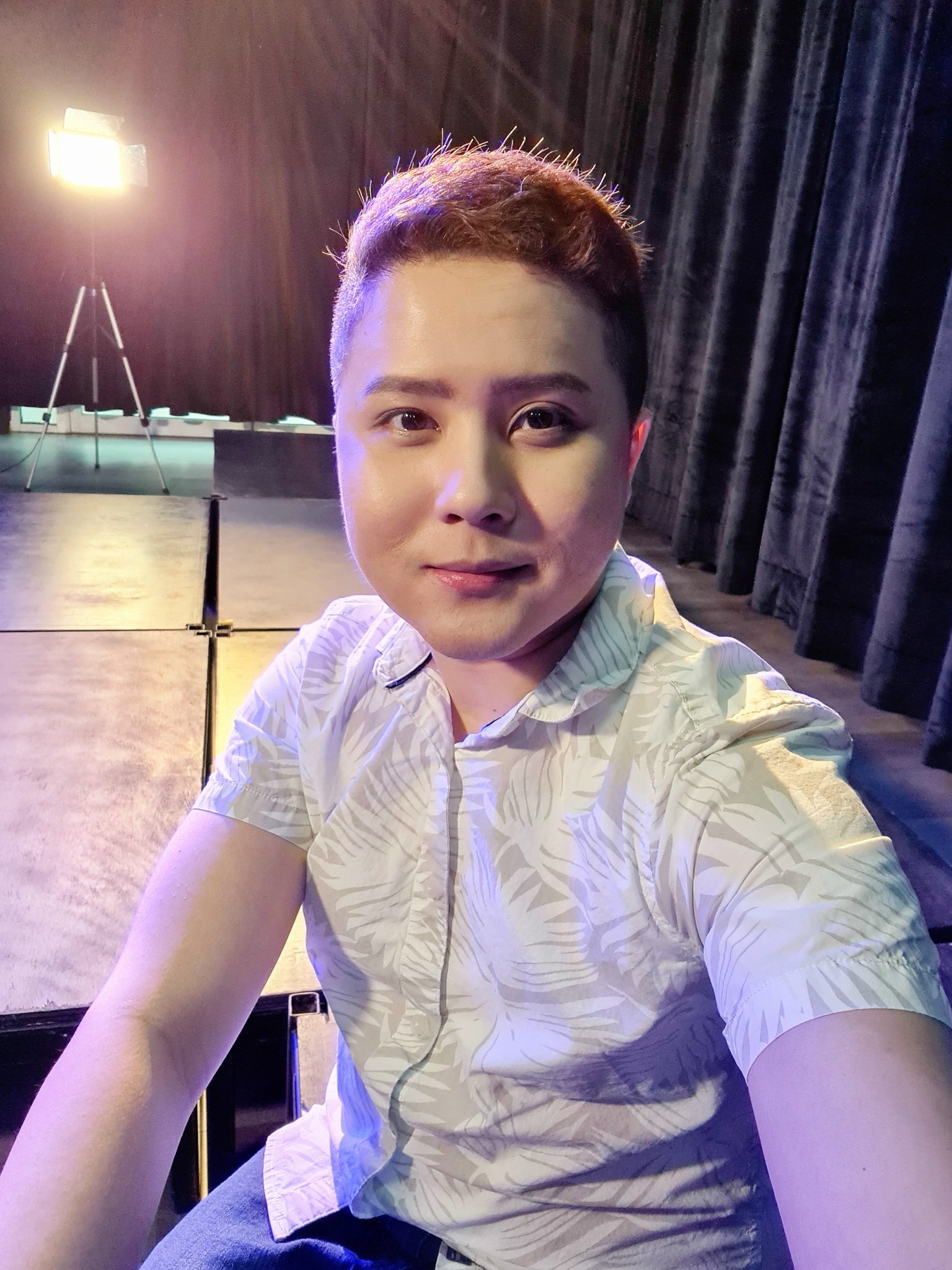 Ceddy on X: As an online entertainer, my gaming room is my stage. After  so many years I get to perform on an actual stage again. What a fun day  today! 💚