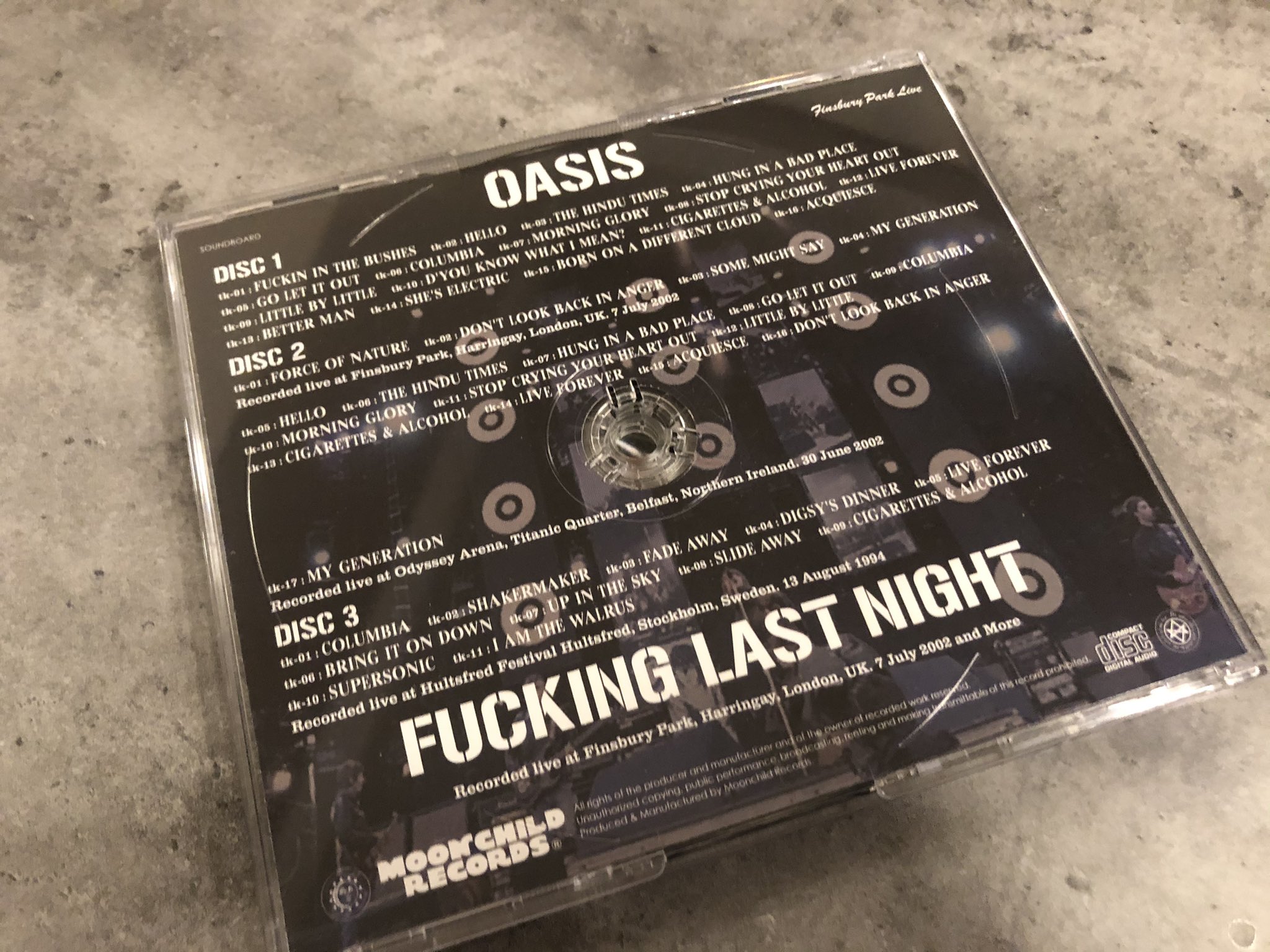 T O Natee Tiktokといえばnatee 巷で話題 のmoonchildレーベルから出たoasisブートの新作 Fucking Last Night ちゃんと買って聴いてみました レビューは以下 参考になれば幸いです 聴き比べましたが メインのフィンズベリーパーク公演は