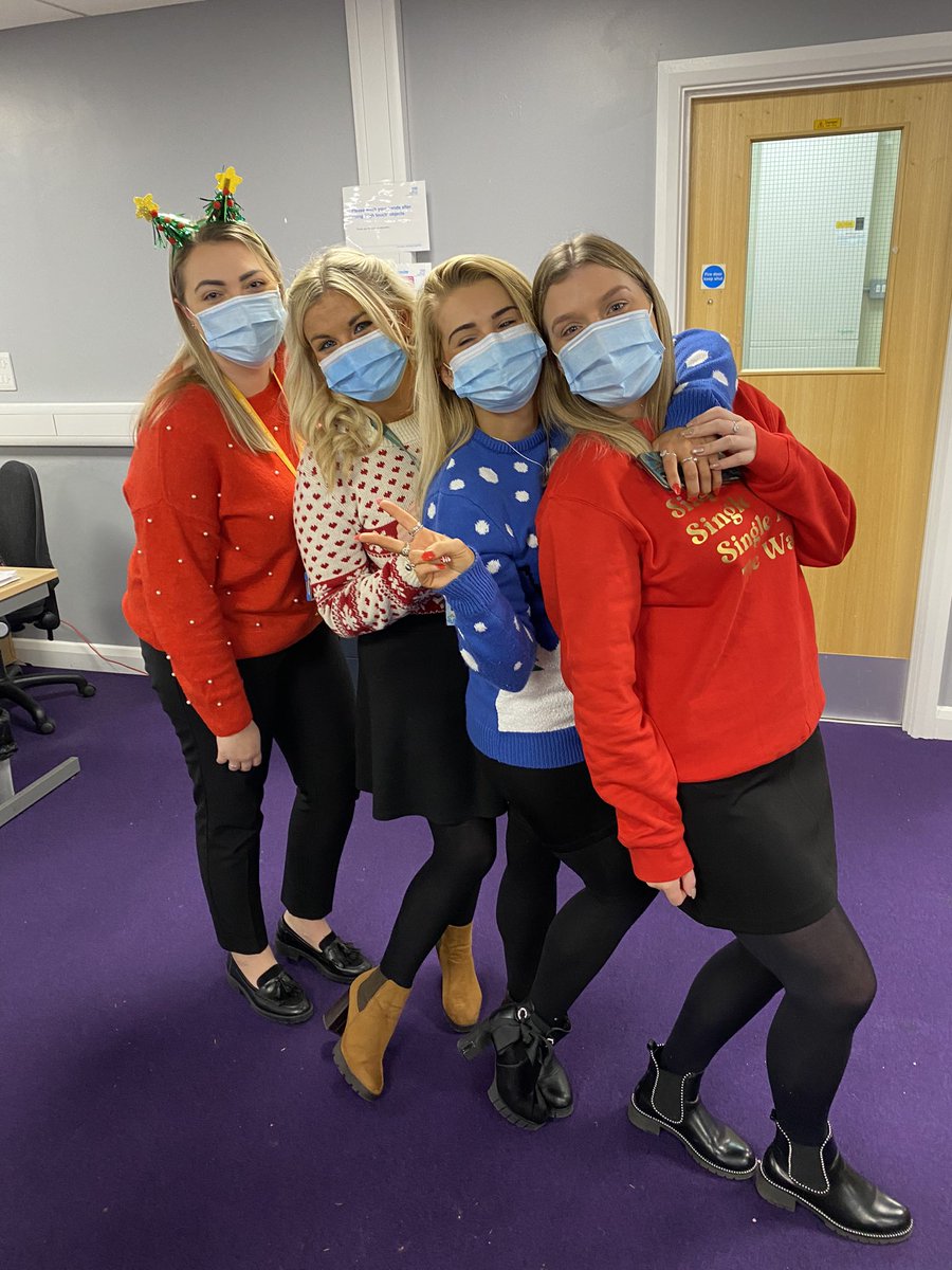 Our HR teams looking very festive for Christmas Jumper day! @MSEHospitals @TrudiTyler @hariram_danny24 @LRB172 @Deanrussell1988