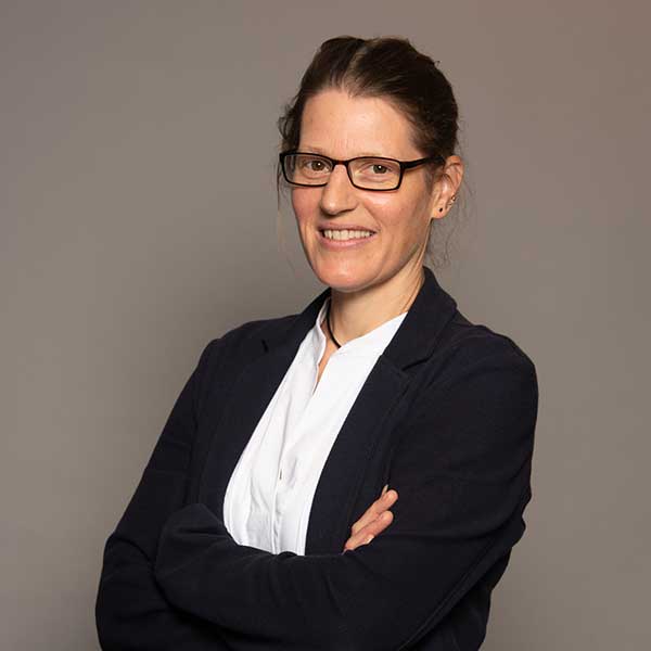  #LabRetrospective: Dr Annemarie van Nieuwenhuijze, bringing an Australian accent to the lab for her post-doc on  #microRNA in  #arthritis. Followed by incredible success working on  #nanobodies at  @AblynxNV, she is now Head of Biology at Confo Therapeutics https://pubmed.ncbi.nlm.nih.gov/28124096/&nbsp;