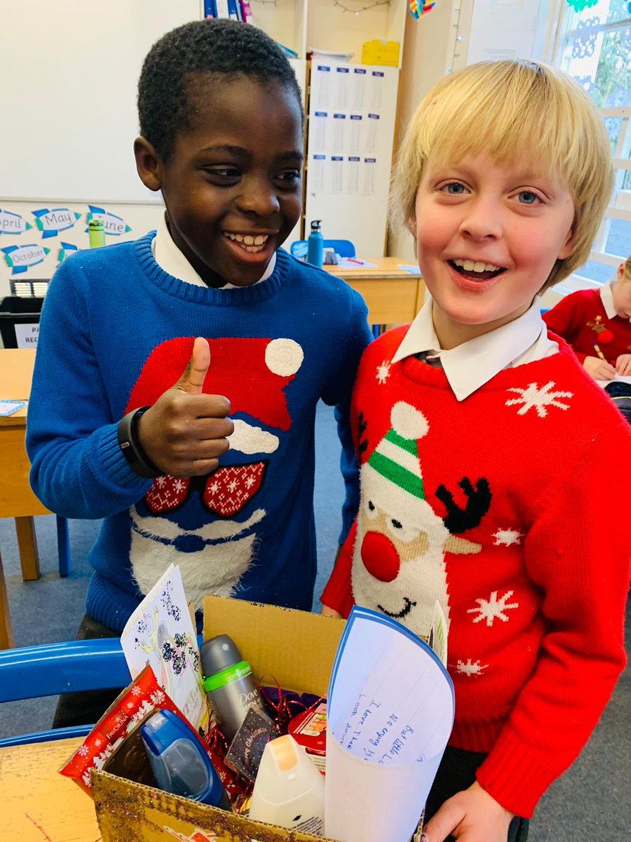 prepheadtrinity's tweet photo. Our amazing Prep 4 class are packing boxes for the Alice Cross Centre as Christmas gifts. #charitablechildren #trinitylife @TrinitySeniorSc https://t.co/jY4xyRl9jg