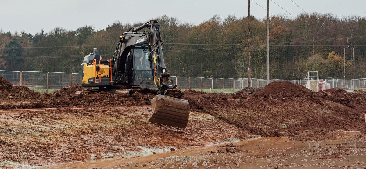 LakelandE's tweet photo. Despite the wet weather, we’re still managing to keep going with @Fineturf @SMT_GB @engcon_uk @adibutt28 #Construction https://t.co/HYstMQLLSm