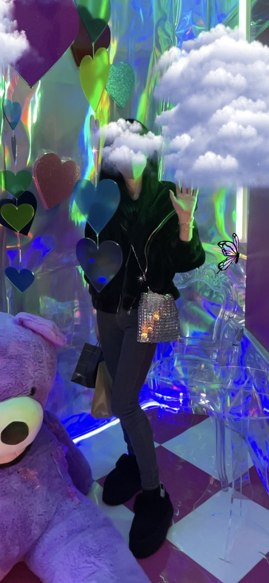 yasuko_okajima's tweet photo. 雲隠れ☁️☁️☁️
#mirrormirror #styly #anothertokyo #watarulindaigarashi #arインスタレーション https://t.co/4bRA4y86sM