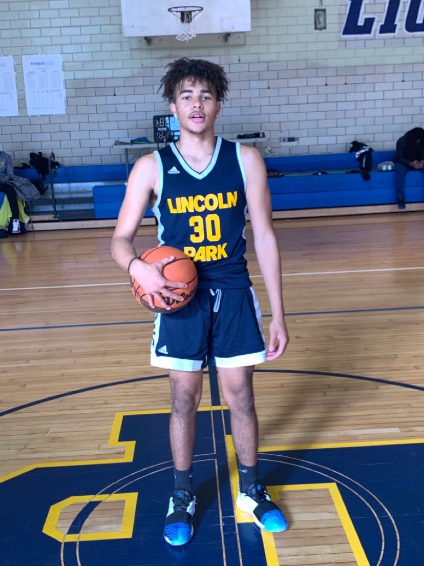 JulianColon__'s tweet photo. Cant believe it has been a little I’ve a year since basketball disappeared 😔.  Big things was coming this season🤞🏾 but just cause we don’t have a season at the moment, doesn’t mean the work stops⚔️ https://t.co/vYjtHt2aSy