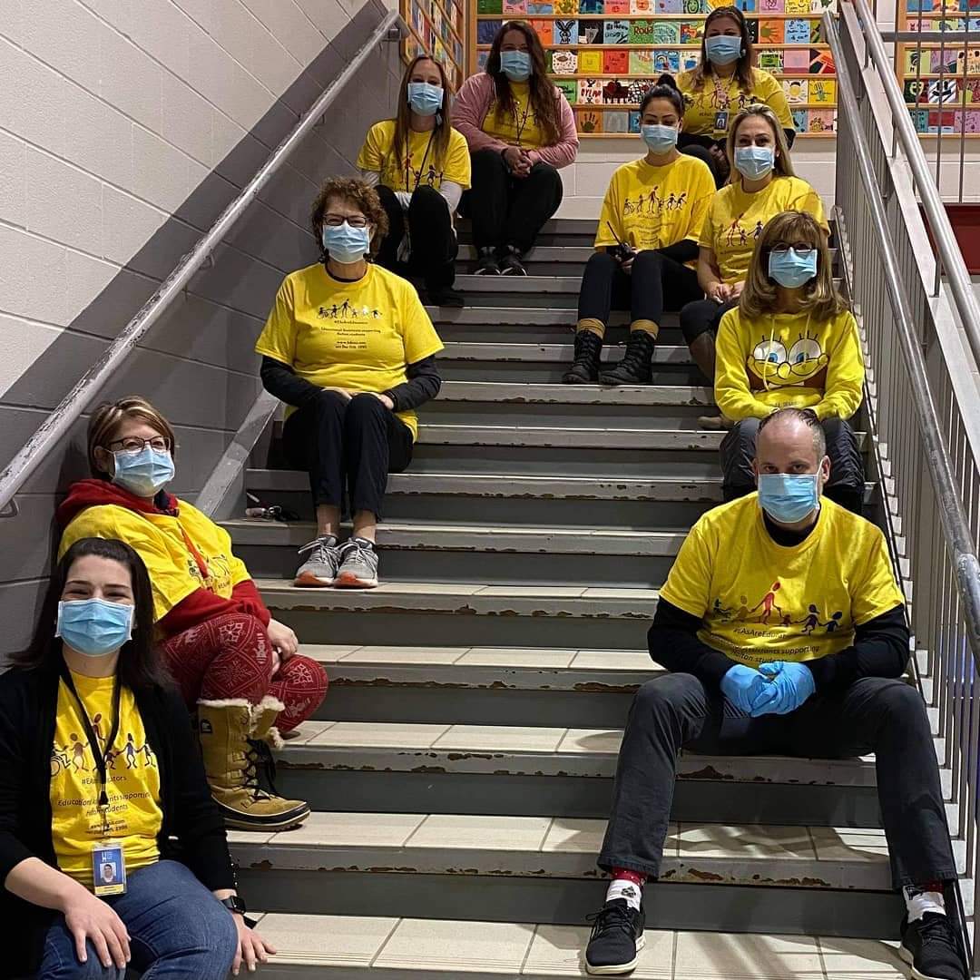 It is EA appreciation day! Thank you for all that you do for our EGPS friends and staff. We love you! <a href="/EthelGardinerPS/">EthelGardinerPS</a> <a href="/HaltonDSB/">HDSB</a> #EAappreciationday #lostwithoutyou