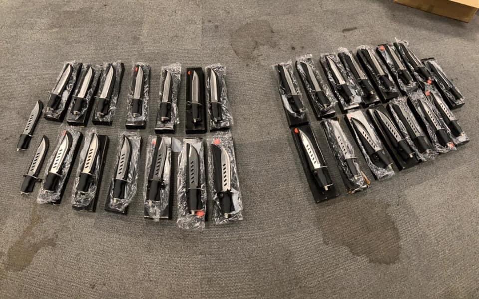 JonathanNichol4's tweet photo. From one stop & search, on a 16 year old & 15 year old in Islington yesterday at 1735.
Two children. https://t.co/78r6BUXQ1W