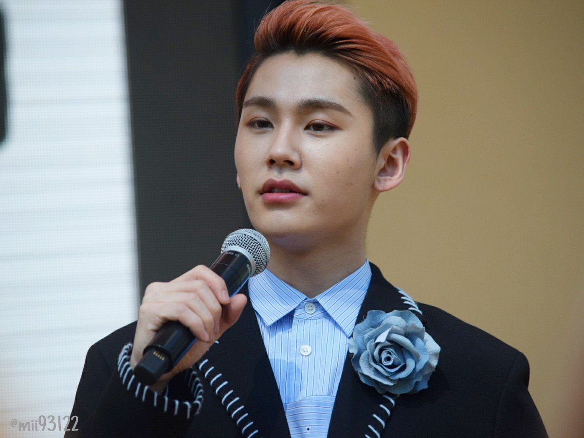 how to make your twitter pink; a thread.