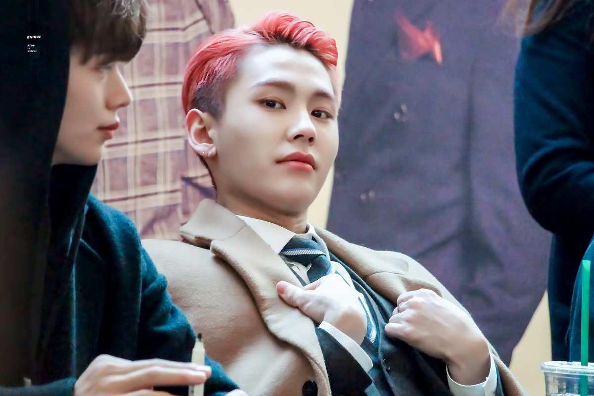 how to make your twitter pink; a thread.