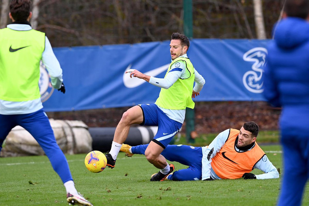 CesarAzpi's tweet photo. Training + travel 💪🏻😃 Important game tomorrow, let’s go Blues! #CFC💙 https://t.co/sMp7RZb9W9