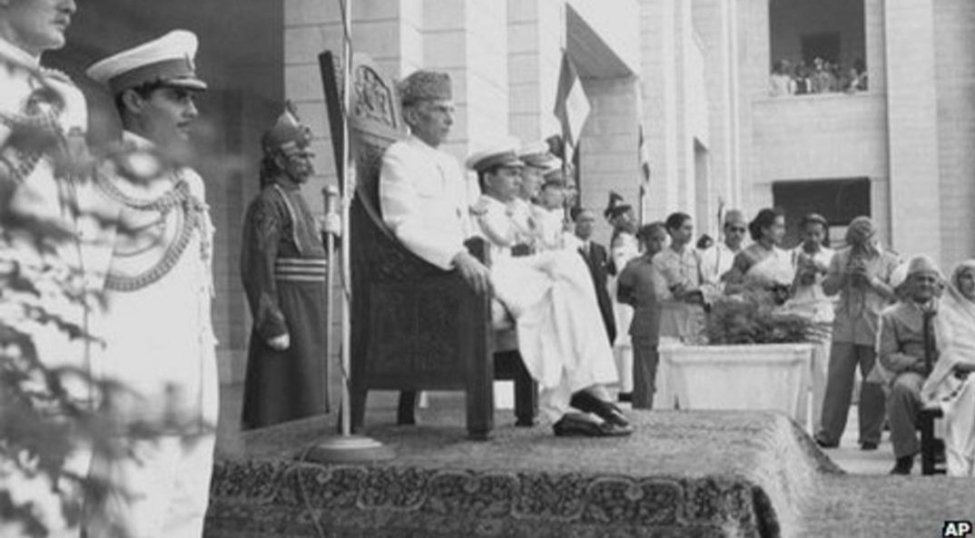 Thread  #JinnahsVisionofPakistan72 years after the death of its founding father, Pakistanis are still searching for Mohammed Ali Jinnah's vision for the country - and a missing historical speech. /1