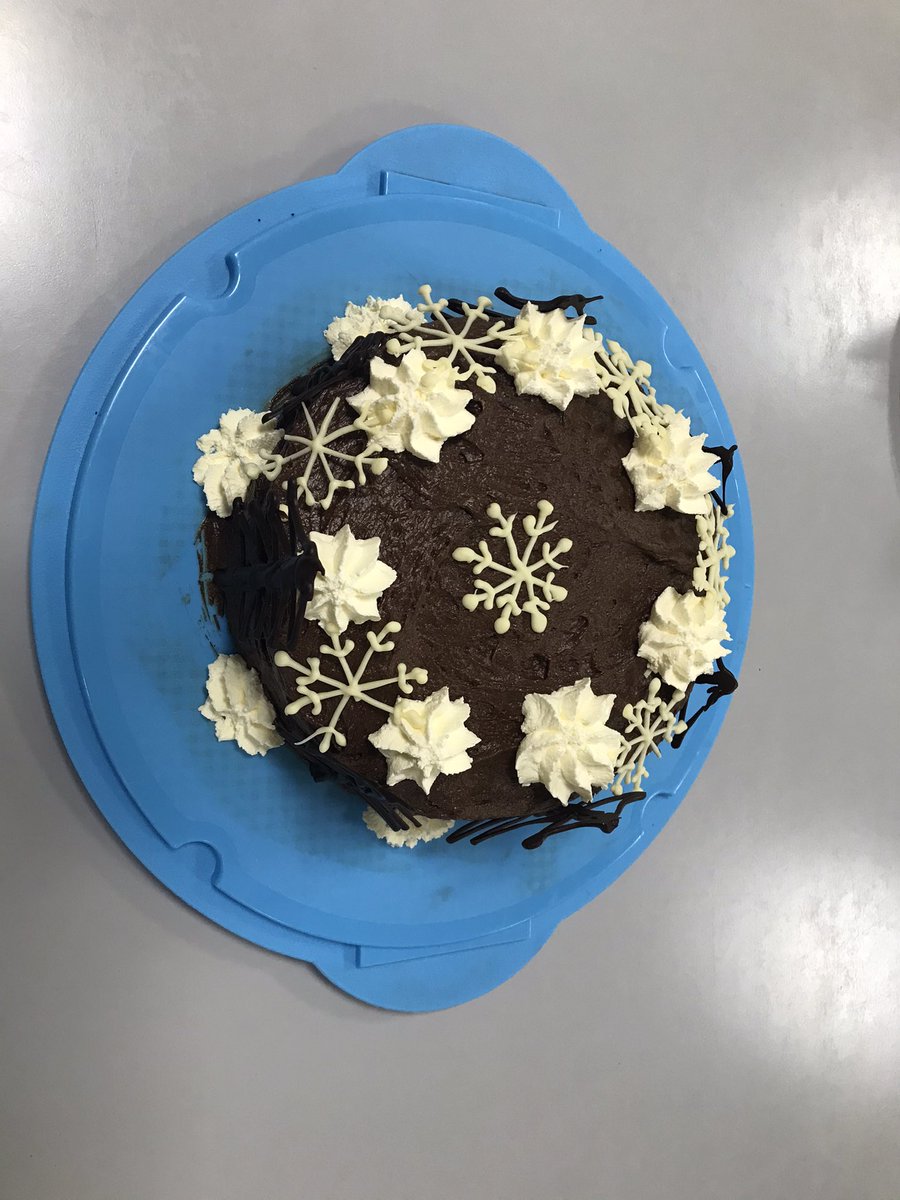 QehsGCSEFood's tweet photo. Fabulous Genoese sponge cakes by year 12 today 🎄 Merry Christmas 🎄 https://t.co/LQWlIFUY60