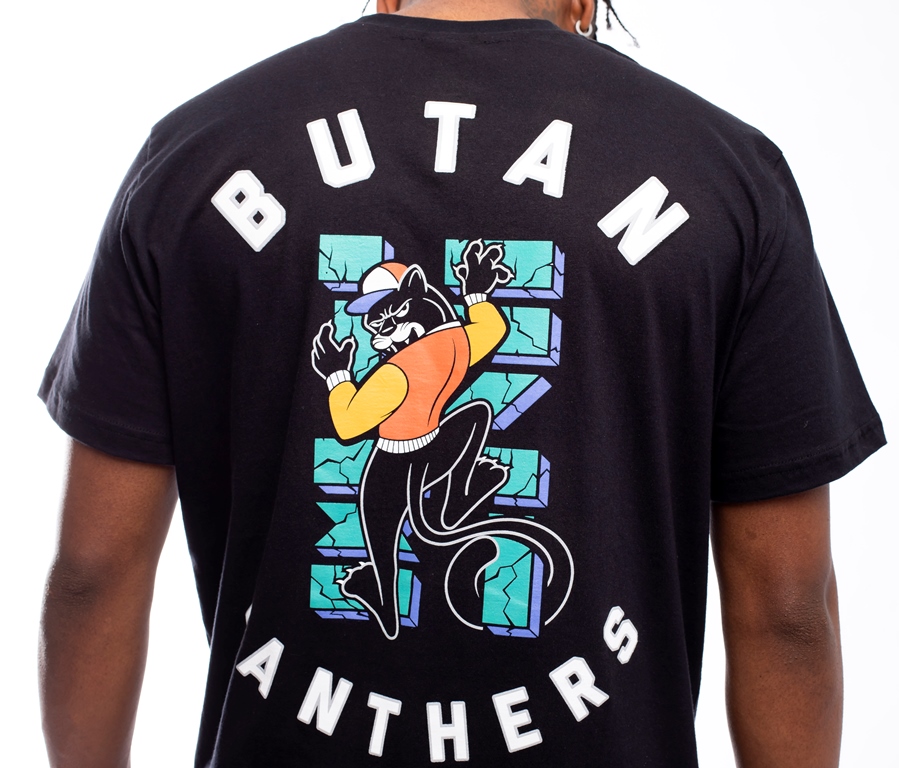 Butan_Official's tweet photo. #ButanFam the #ButanSummer20 range youβve been waiting for is here. Introducing an extension to the #ButanPanthers range, the Butan Panthers Mascot short sleeve T-shirt in black.
Available now from our retailers nationwide.
#HeedTheCall #ItsNotAgarmentItsApieceOfArt https://t.co/6jNT4gPFMJ