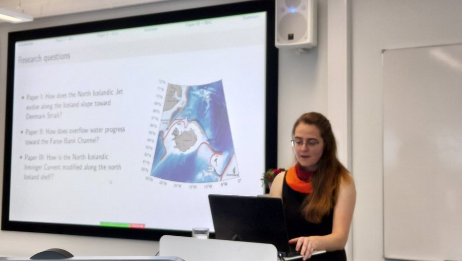 Geofysisk institutt (@geofysen) on Twitter photo Many congratulations from all of us at <a href="/Geofysen/">Geofysisk institutt</a>, doctor Stefanie Semper. You started as Phd-student - during your study you discovered The Iceland-Faroe Slope Jet - now you are a doctor. You really deserve a long Christmas vacation, Stefanie!
<a href="/BjerknesBCCR/">Bjerknessenteret</a> <a href="/WHOI/">Woods Hole Oceanographic Institution (WHOI)</a> <a href="/UiBmatnat/">RealfagUiB</a> Many congratulations from all of us at <a href="/Geofysen/">Geofysisk institutt</a>, doctor Stefanie Semper. You started as Phd-student - during your study you discovered The Iceland-Faroe Slope Jet - now you are a doctor. You really deserve a long Christmas vacation, Stefanie!
<a href="/BjerknesBCCR/">Bjerknessenteret</a> <a href="/WHOI/">Woods Hole Oceanographic Institution (WHOI)</a> <a href="/UiBmatnat/">RealfagUiB</a>