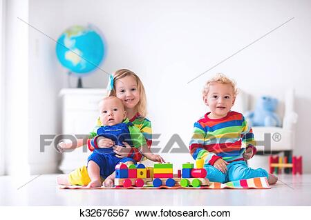 Saloni_inolaS's tweet image. Ms. Chakraborty and Mr Anand trying to build 302Train on behalf of CBI with Master Gali Pratap Singh. 

Picture Courtesy - Grandma Dr. Doobie Die 
Location - Hotel Ghapaghap

  #CBIArrestSSRKillersNow #SSRCulpritsRoamingFree #JusticeForSushantSinghRajput