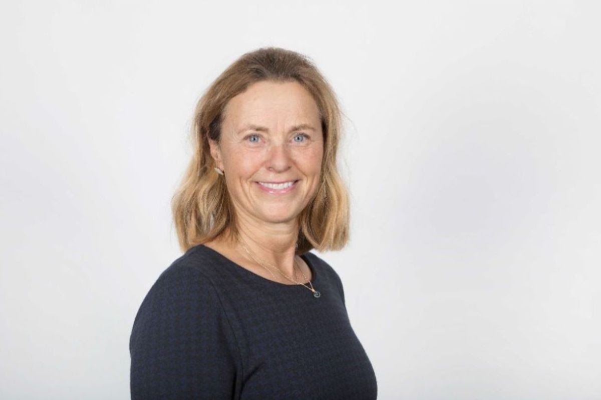 Kavlifondet's tweet photo. 👏🏻 Smøreost og Q-Melk gav 94 millioner kroner til gode formål i 2020. 

– Valg av våre produkter i hverdagen bidrar dermed til å løse flere av vår tids store samfunnsutfordringer, sier Inger Elise Iversen, daglig leder i Kavlifondet.
Les mer: https://t.co/FHcjIVMKGi 📷 E. Næss https://t.co/fWpiOWUEE4