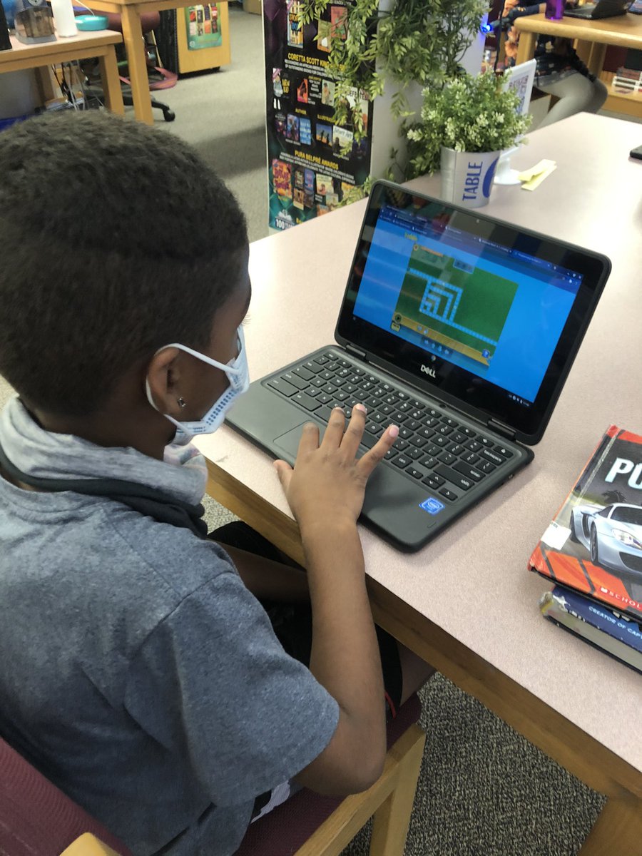 LibMustangs's tweet image. Things second graders can do: CODE. #storyofmason #1LISD @LeanderISD_Lib #HourOfCode2020