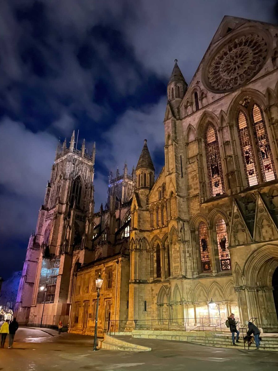 UniOfYork's tweet photo. Feeling festive yet? Maybe these #UoYCommunity photos of the city centre will help! 🎄 ✨

Thanks to first year @EconomicsatYork student, Dan, and third year @UoYLaw student, Alexei, for sharing them with us. https://t.co/nsruhBplgf