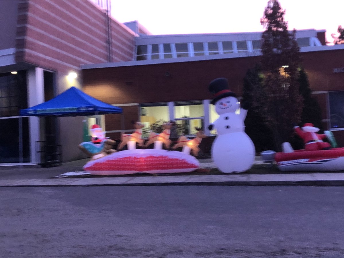 Algonquin PS tweet media