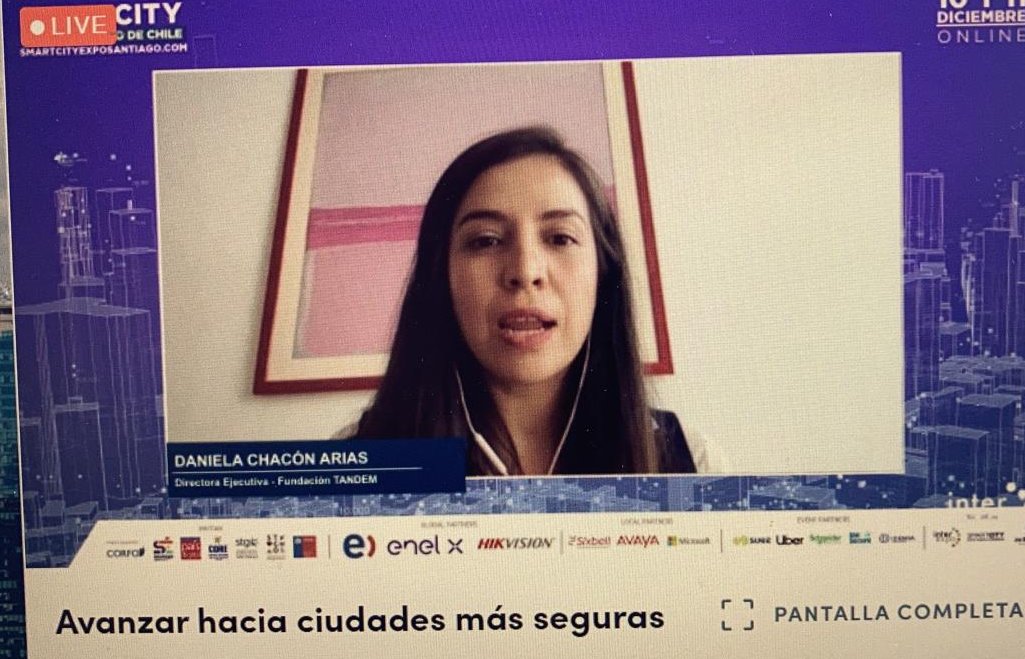 Gloria Moya tweet media