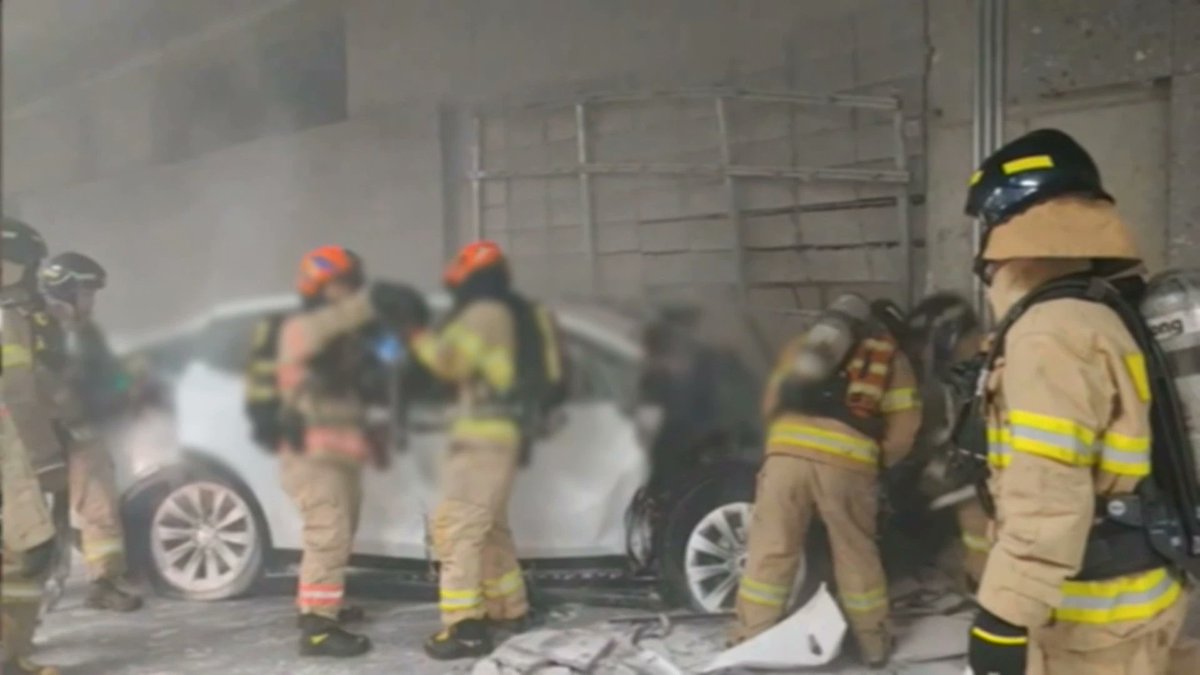 ton_aarts's tweet image. Je kunt niet zeggen dat ik niet gewaarschuwd heb ..

#TeslaSuddenAccelerationIssues 

draadje: