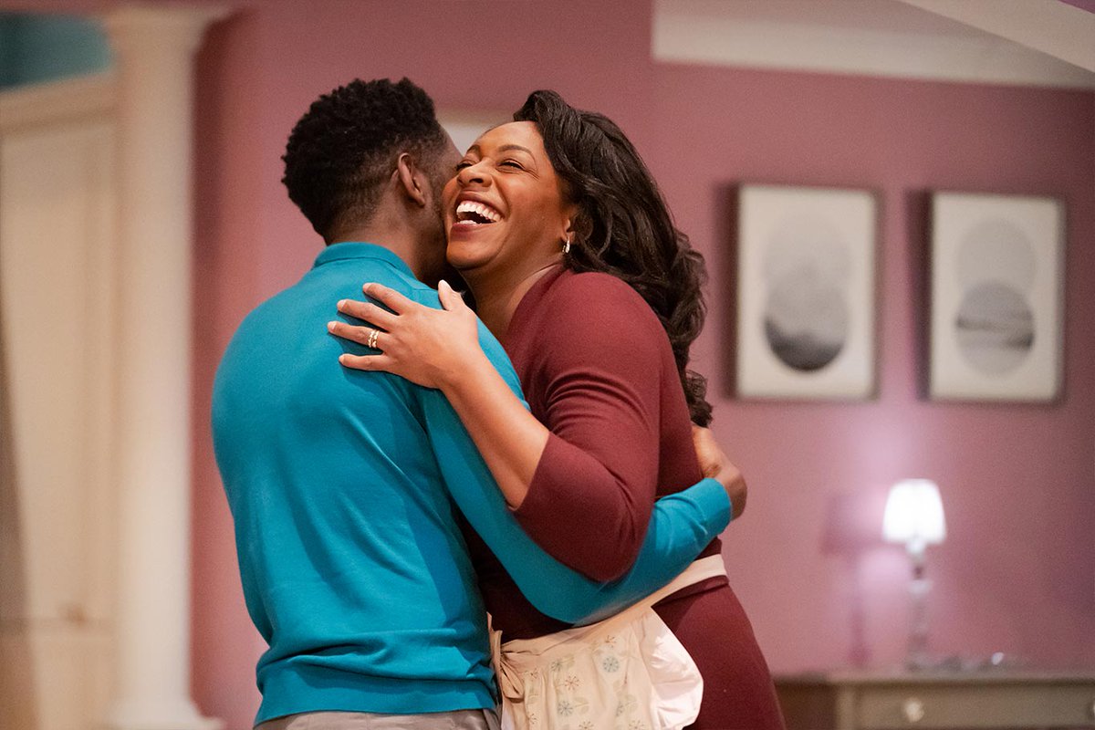 youngvictheatre's tweet photo. #ThisTimeLastYear we had just opened the unforgettable #YVFairview, written by @jackiesdrury and directed by @HerrDirector. https://t.co/XfOLfgRILo