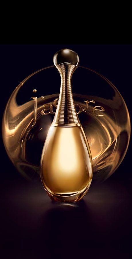 3. Dior Jadore EDP 100 ML RM 620.Ini adalah antara ikonik perfume of all time from dior. Anda adalah seorang career woman yang tahu apa yang anda mahukan dalam hidup. Nak cari lelaki pon tiada masalah sebab lelaki bukan keutamaan anda gitu. Ketahanan: Harga: 