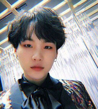 ilytaetae_'s tweet photo. @tetexry yoongi and everyone tbh is my bias wrecker https://t.co/mOt6y06IO7