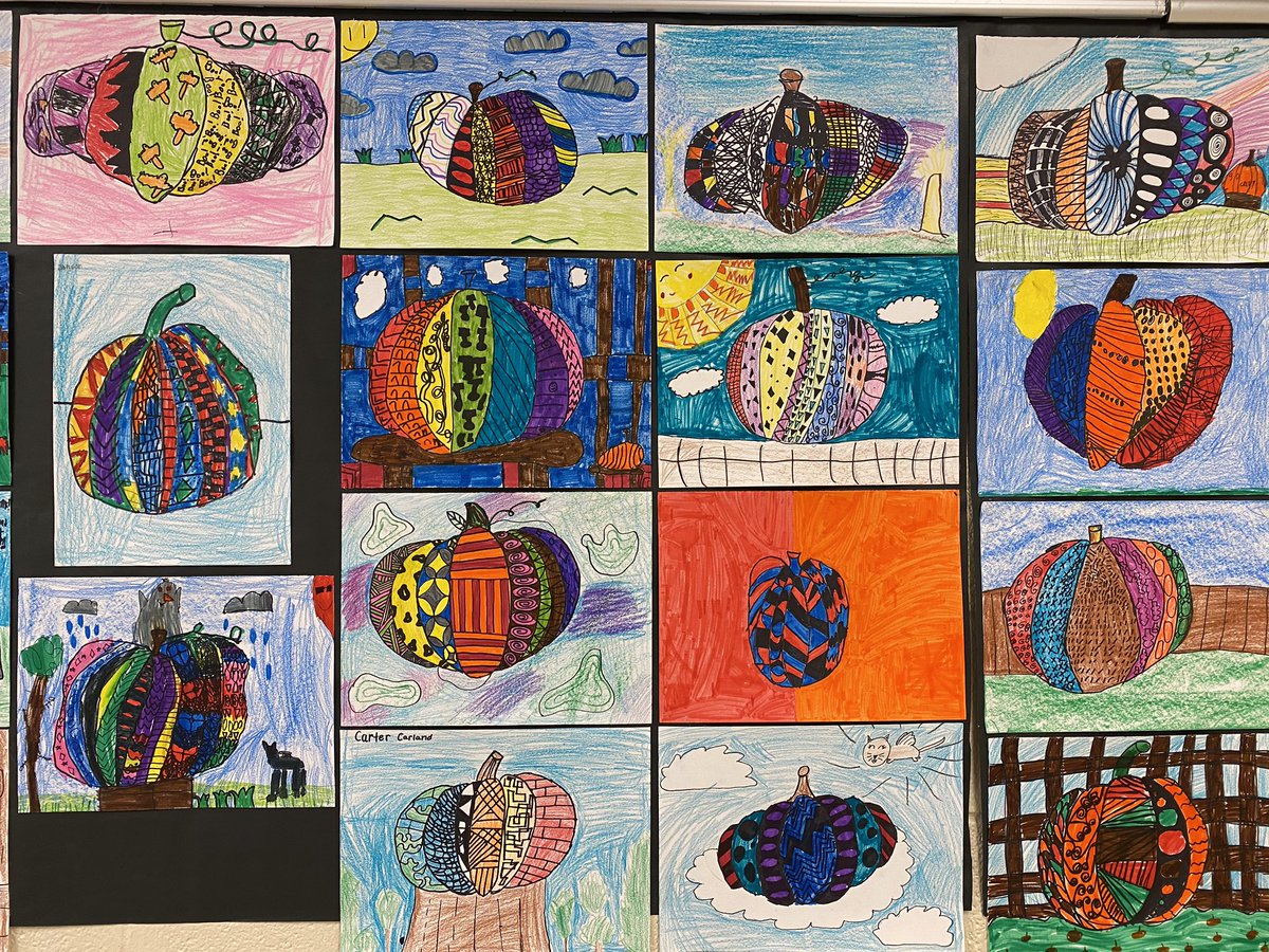 FreyFlamesART's tweet photo. It may be December but there is always room for pumpkins!! 😉 🎃🍂 #notwinteryet #cobbartrocks https://t.co/hDZRj5dxAD