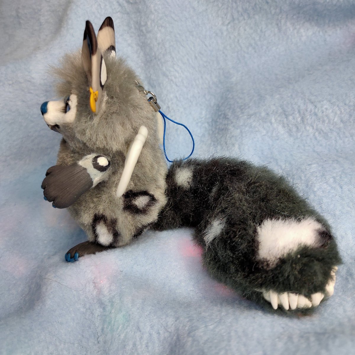 CatKrafi's tweet photo. Custom tiny artdoll (´。• ᵕ •。) ♡
-
-
-
#artdoll #arttoy #artdollmaker #craft #crafting #polymerclay #glasseyes #furrywolf #wolfdoll https://t.co/7rE0GiEfbp