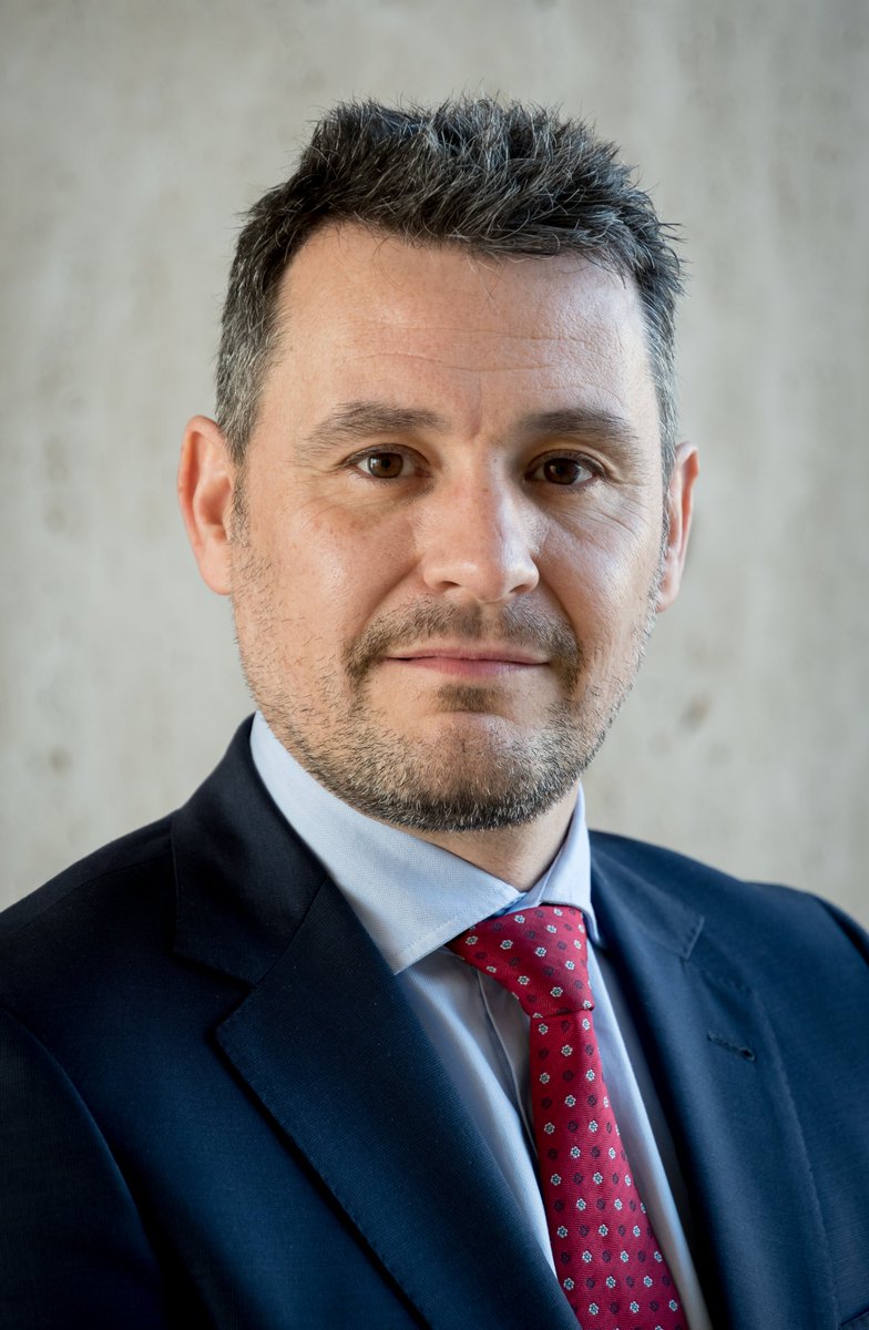 🗣 Raúl Suárez, dir. de Redes de Electricidad, ha participado en el Observatorio de @ElEconomista sobre retos de las redes eléctricas🔌💡 : “Las redes de distribución y de transporte son la columna vertebral del nuevo ecosistema que se está dibujando de la #transiciónenergética”.