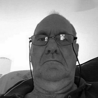 JozefkeAmbt's tweet photo. Today the world lost it's shine... Always a laugh always a smile. I will miss you my vriend. Corona takes the best as first... @JefMensaert you will never walk alone...
#ripJef #sad https://t.co/YjDWa5mdNm
