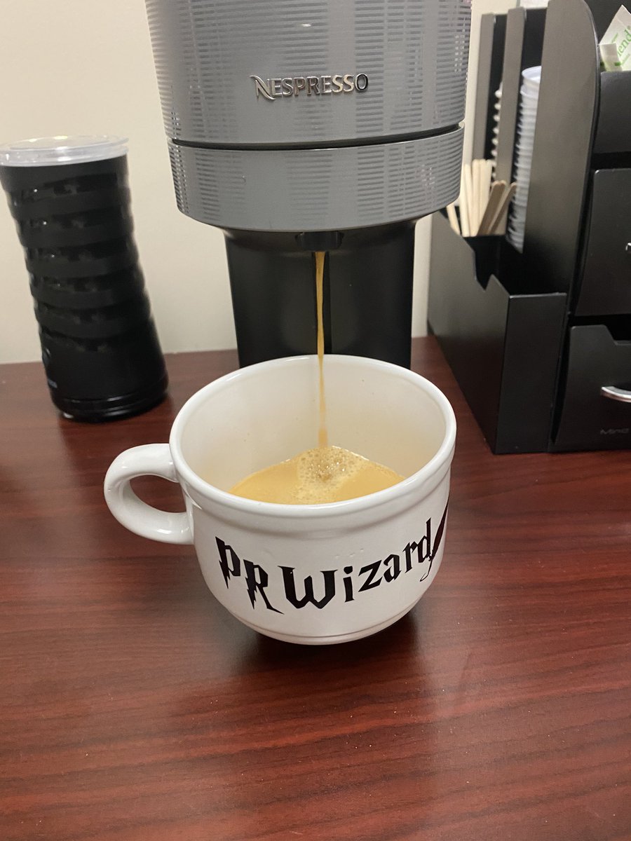 The #schoolpr community is the best! I was the lucky recipient of this amazing HP themed mug at yesterday’s gift exchange. Thank you <a href="/klcomm19/">Kristine Liptrot</a>!!!!