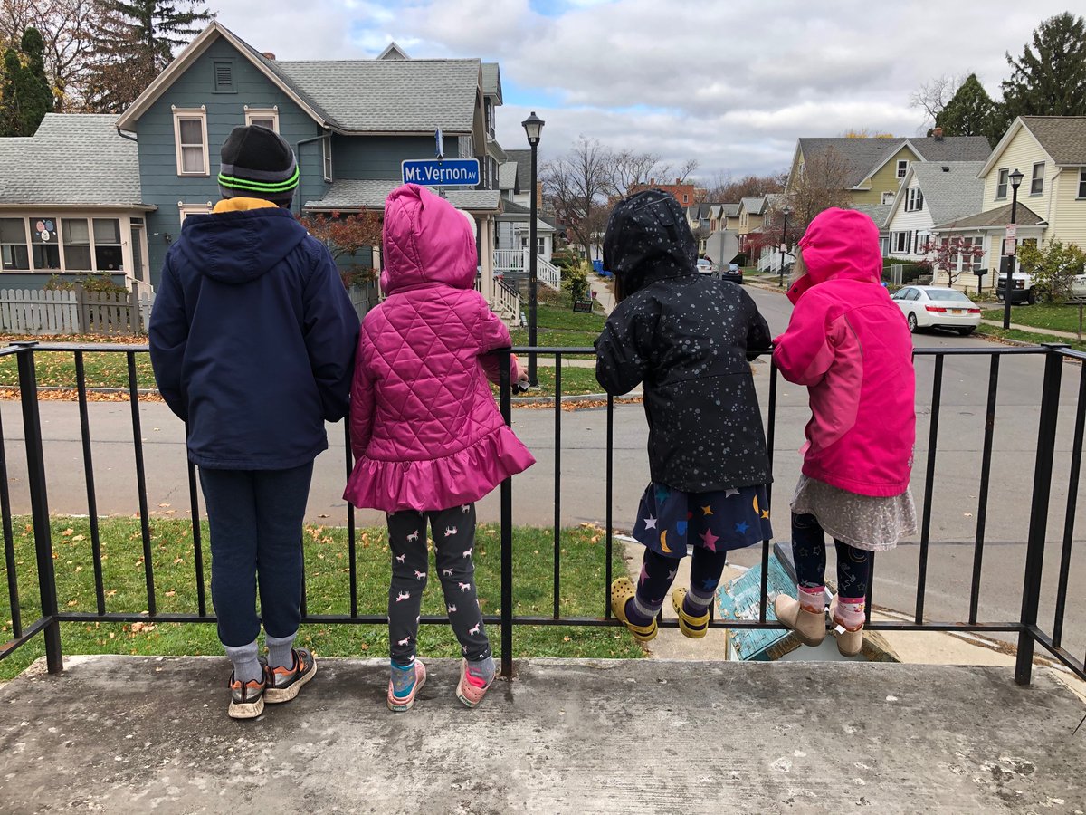 Shout out to the community support we are receiving! ¡Apoyo tremendo de la comunidad!