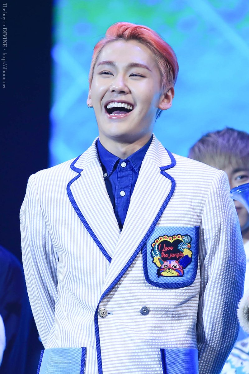 how to make your twitter pink; a thread.