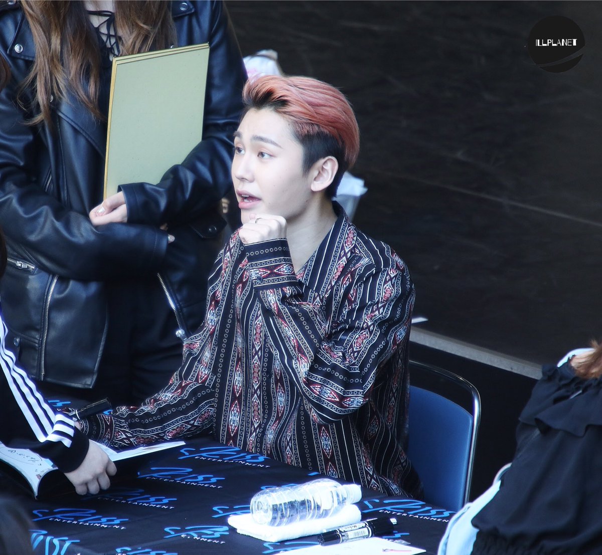 how to make your twitter pink; a thread.