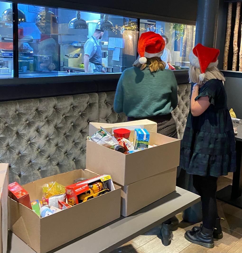 We’ve all been busy making up Christmas food boxes for our friends @CitadelYCLeith this year. A food box goes a long way and charities like Citadel & many others need some extra help this year. Merry Christmas Citadel from @TheKitchin @ScranandScallie @bonniebadgerg @TomKitchin