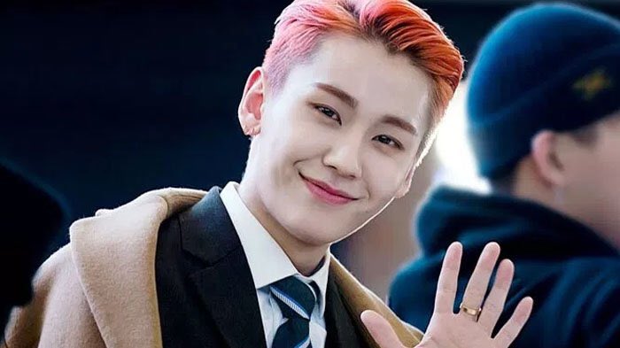 how to make your twitter pink; a thread.