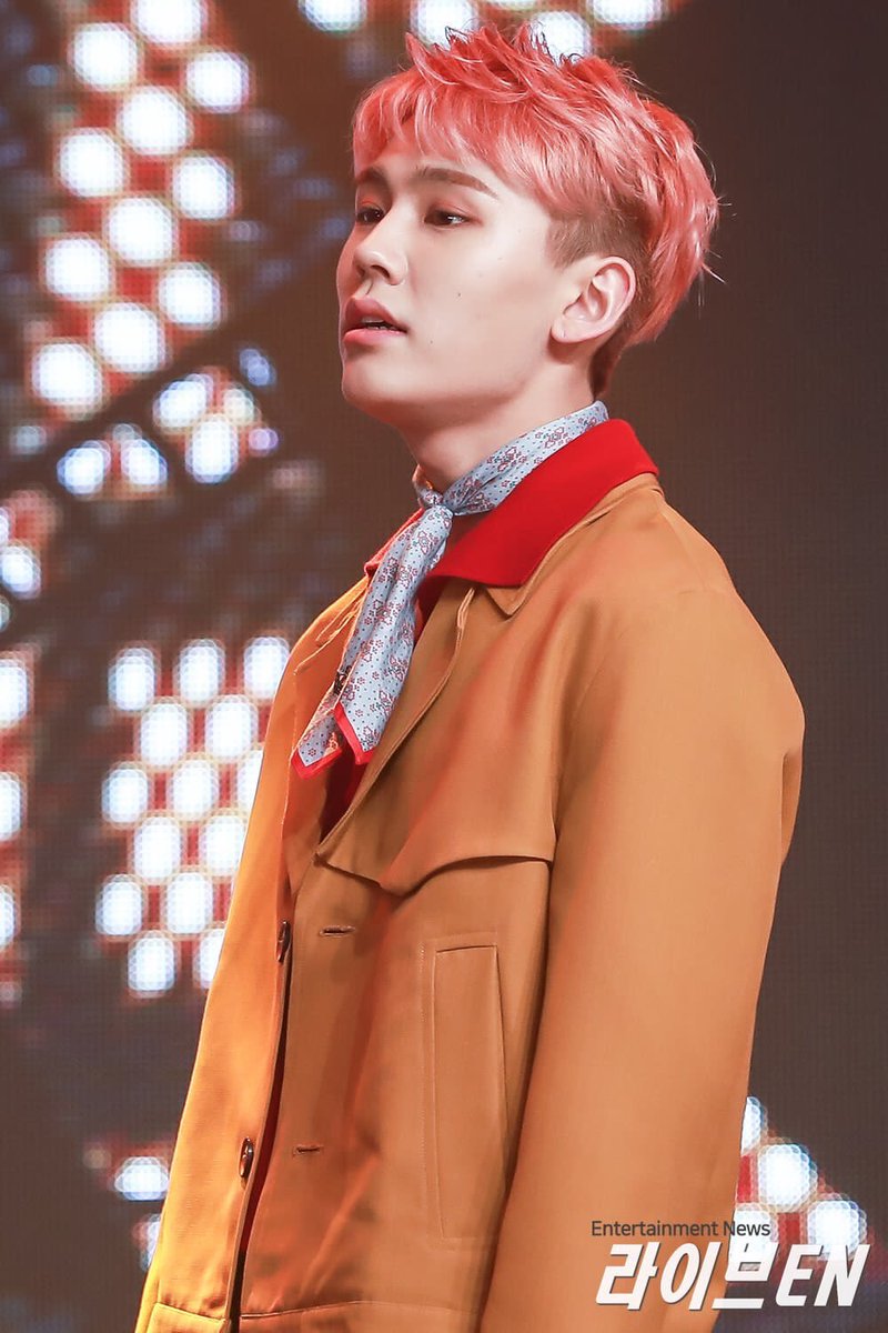 how to make your twitter pink; a thread.