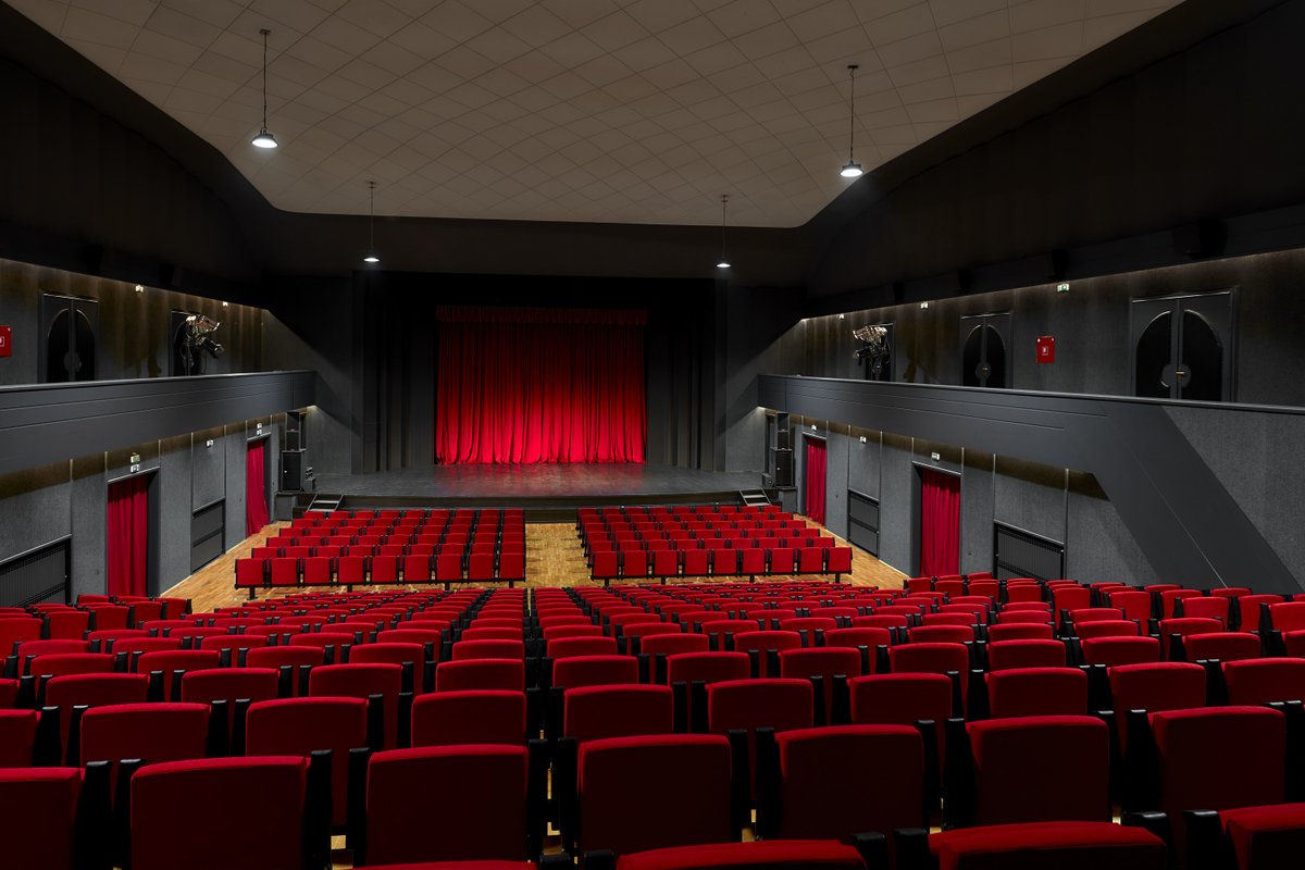 EzcarayINT's tweet photo. KAZALIŠNA DVORANA "ANTONIO COSLOVICH"  CITTADIAN THEATER • Umag • Croatia
Installation of Ezcaray Seating seats of the Model MINOR 2 armrests

https://t.co/m4rtNFgOf3

#ezcarayseating #Spain #butacasdecine #teatros #cultura #fabricantesdebutacas #seats #Umag #TeatroCittadino https://t.co/nyEV0eCH07