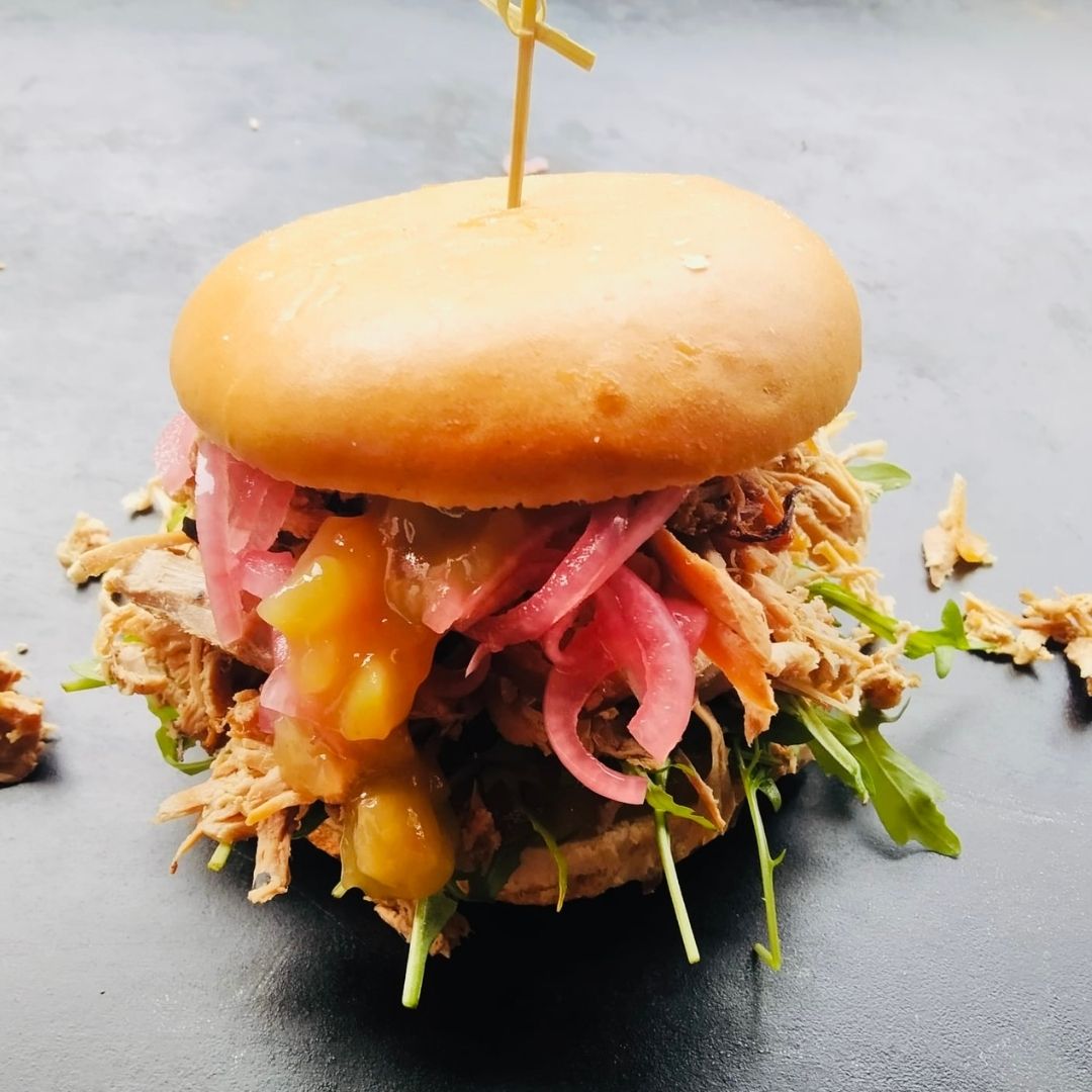 Like the look of this bad boy? Come and see our pop up at <a href="/CorporationYard/">corporation yard</a> 4-9pm tonight for takeaways - and while your waiting why not browse the <a href="/IndieSuperstore/">Indie Superstore</a> night market for some Christmas goodies? 🎄
.
.
.
#chef #foodie #streetfoodtakeaway #christmasmarket