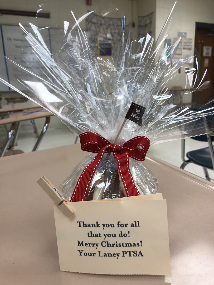 Kozen230's tweet photo. Thank you Laney PTSA and @nothingbundt for the goodies this morning!!! 
#teacherlife
#Christmas https://t.co/A9Ca2IXDGx