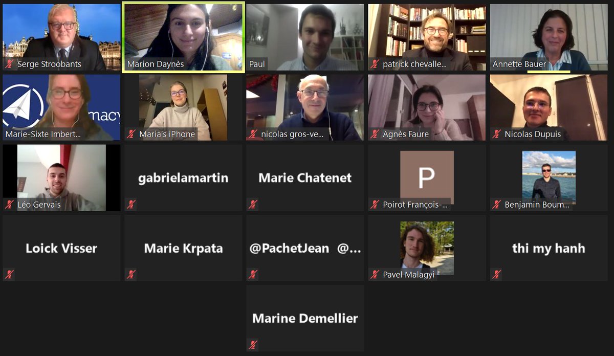 opendiplo's tweet photo. [#DiploLab] 🎙️ Bravo et merci au public ainsi qu'à tous les intervenants du débat de mardi autour du #Brexit : @SergeStroobants, @annebauerbrux, @NGrosVerheyde. Merci également à Paul-Kimon Weissenberg qui a modéré ce DiploLab 🇪🇺 #OpenDipo https://t.co/XJUxBA2vLd