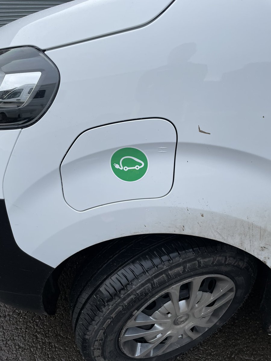 jonathan_cole9's tweet photo. Just taken delivery of our latest 100% Electric Van helping to Reduce your carbon footprint.
#Zeroemissions #FuturEco https://t.co/lemE39X19A