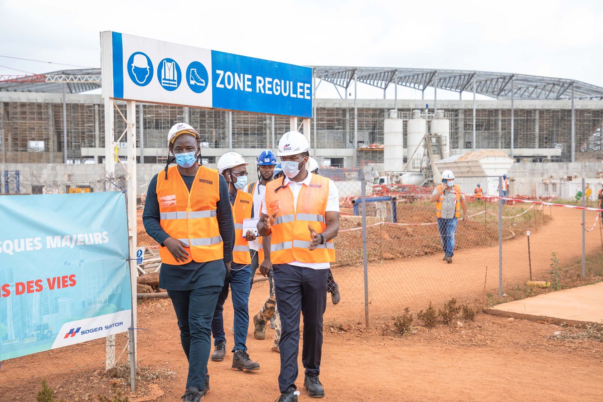 OfficeN2Sports's tweet photo. #visite #CAF - la CAF a effectuer sa deuxième visite d'inspection en Côte d'Ivoire du 1 au 9 décembre 2020.
Cette visite intervient dans le cadre de l'organisation de la #CAN2023  par le #COCAN2023 https://t.co/Wz0JsoVr2M
