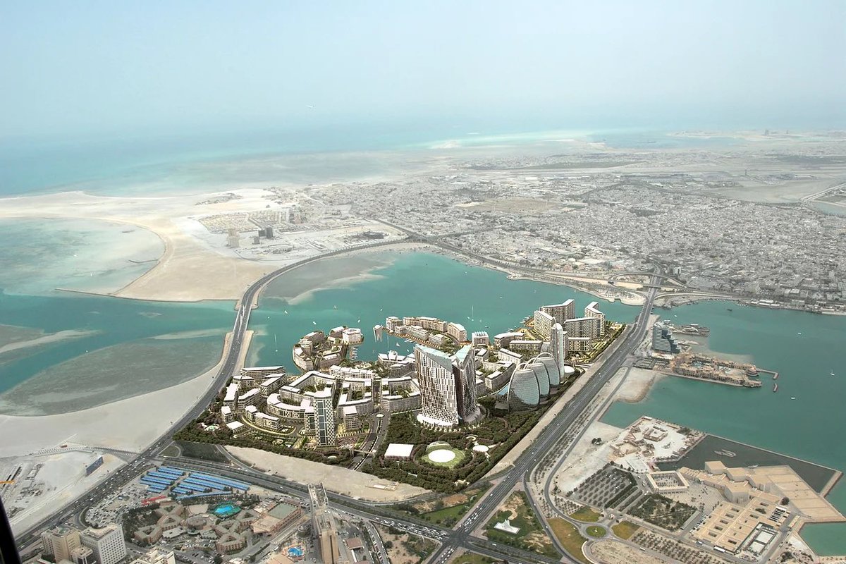 Manama Lagoon is yet another beautification project, that aims to develop a “Gateway to Bahrain”. The crescent-shaped island os said to host a soup, residential courtyard units and two hotels at the tips of the crescent.